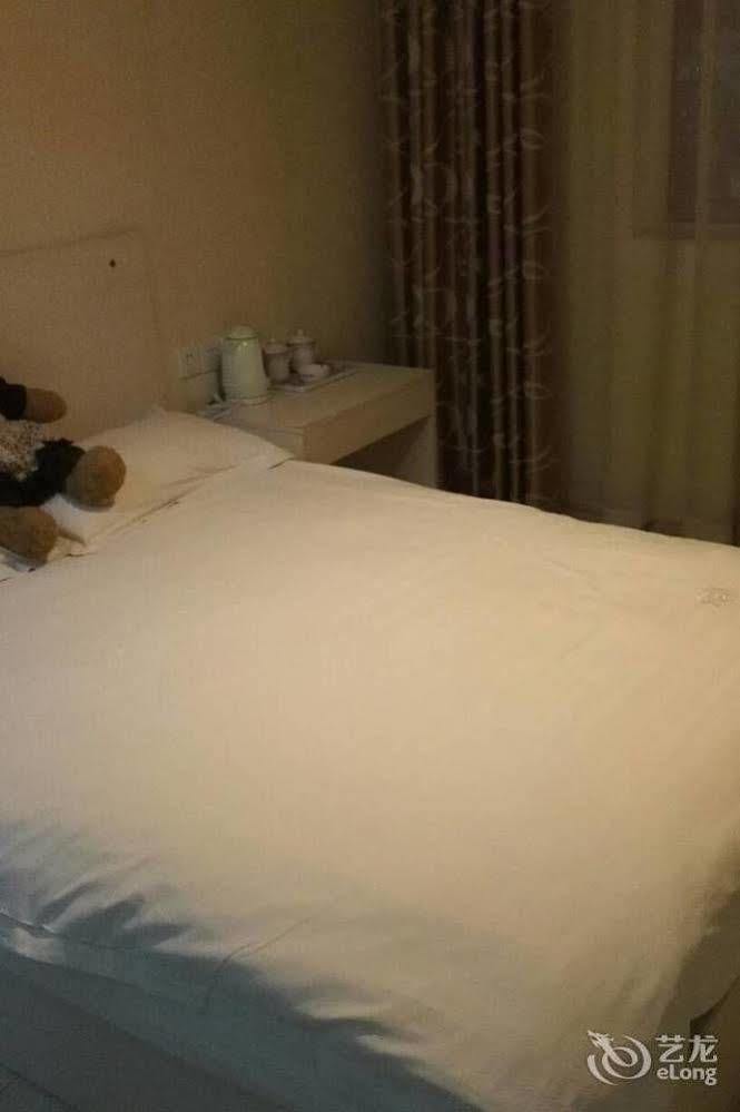 Luoyang Love Me Fashion Hotel المظهر الخارجي الصورة